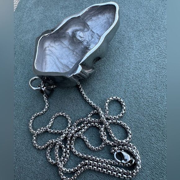 Men's Bold Skull Pendant Necklace with Red Eyes - 24" Stainless Steel Chain - Picture 4 of 17